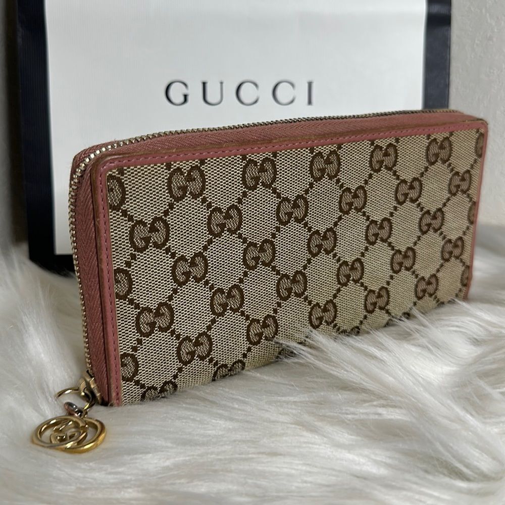 💯Authentic Gucci Zipped Around Long Wallet🍀